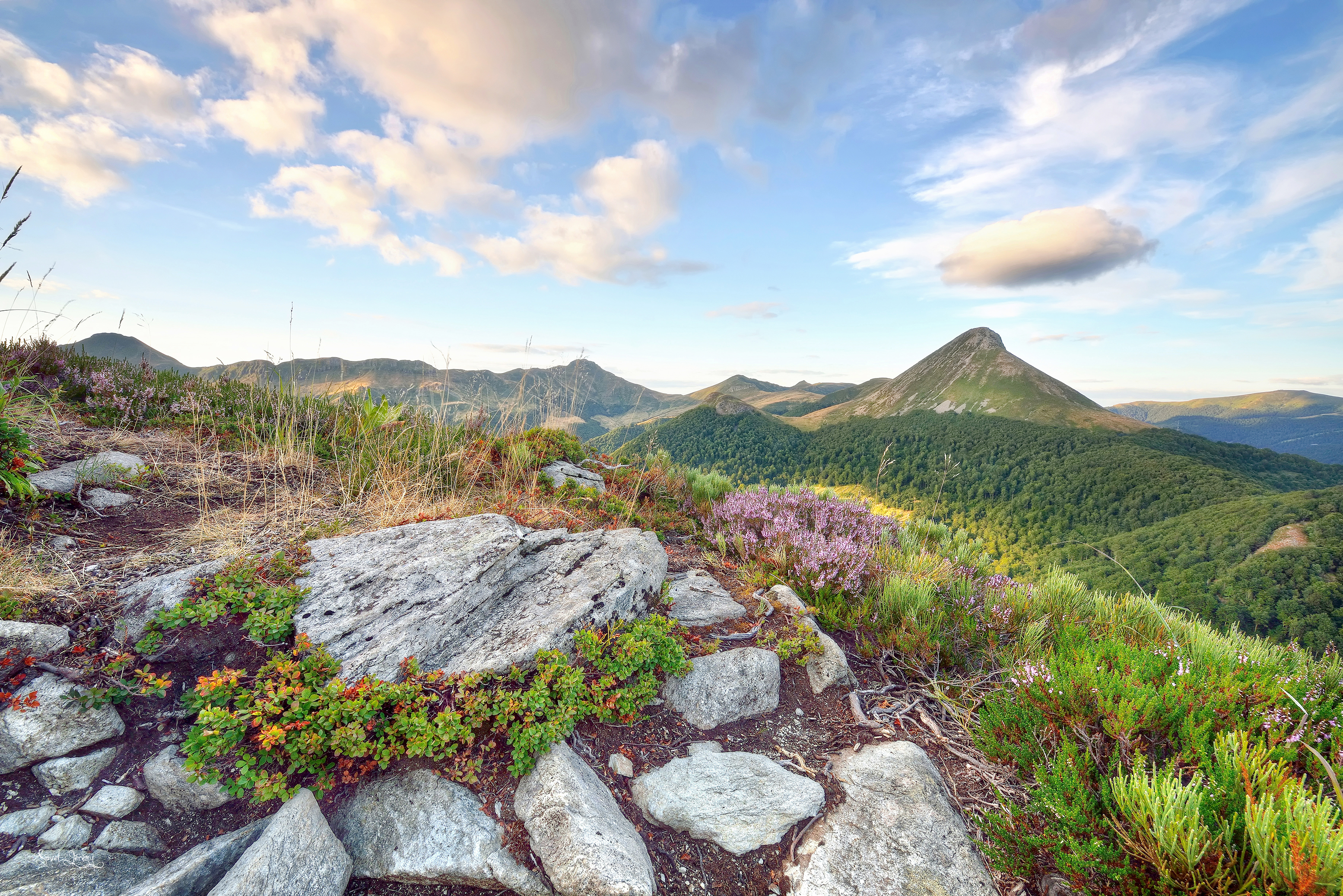 Puy-Griou-Puy-de-l-Usclade-E