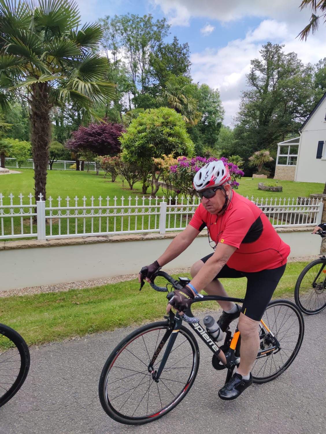 26c7711e 405c 494a 8e3f e49c1e81fee7