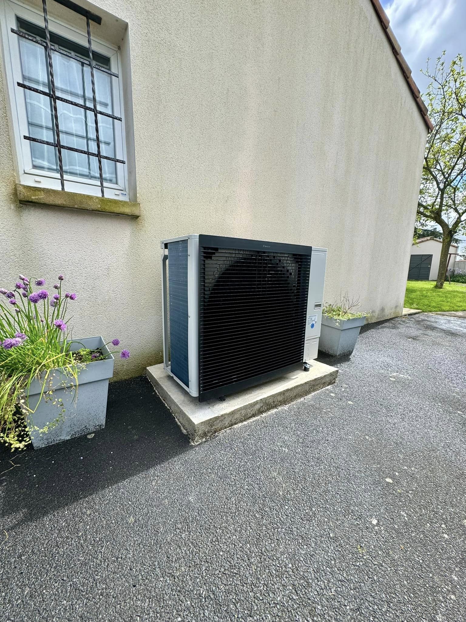 Nouvelle installation sur Remouille, remplacement d’une chaudière fioul par une aérothermie