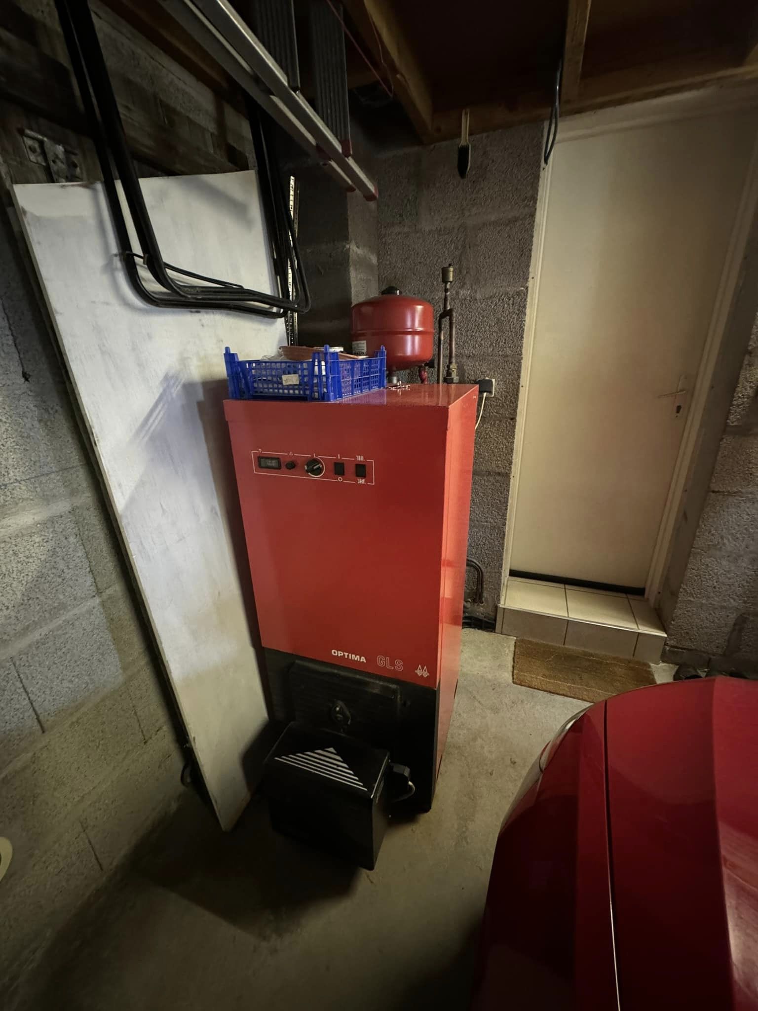 Nouvelle installation d’une Pompe a Chaleur AIR/EAU pour la gestion du chauffage et de l’eau chaude sanitaire sur Remouile. 
Un grand merci aux clients pour leur confiance et leur sympathie