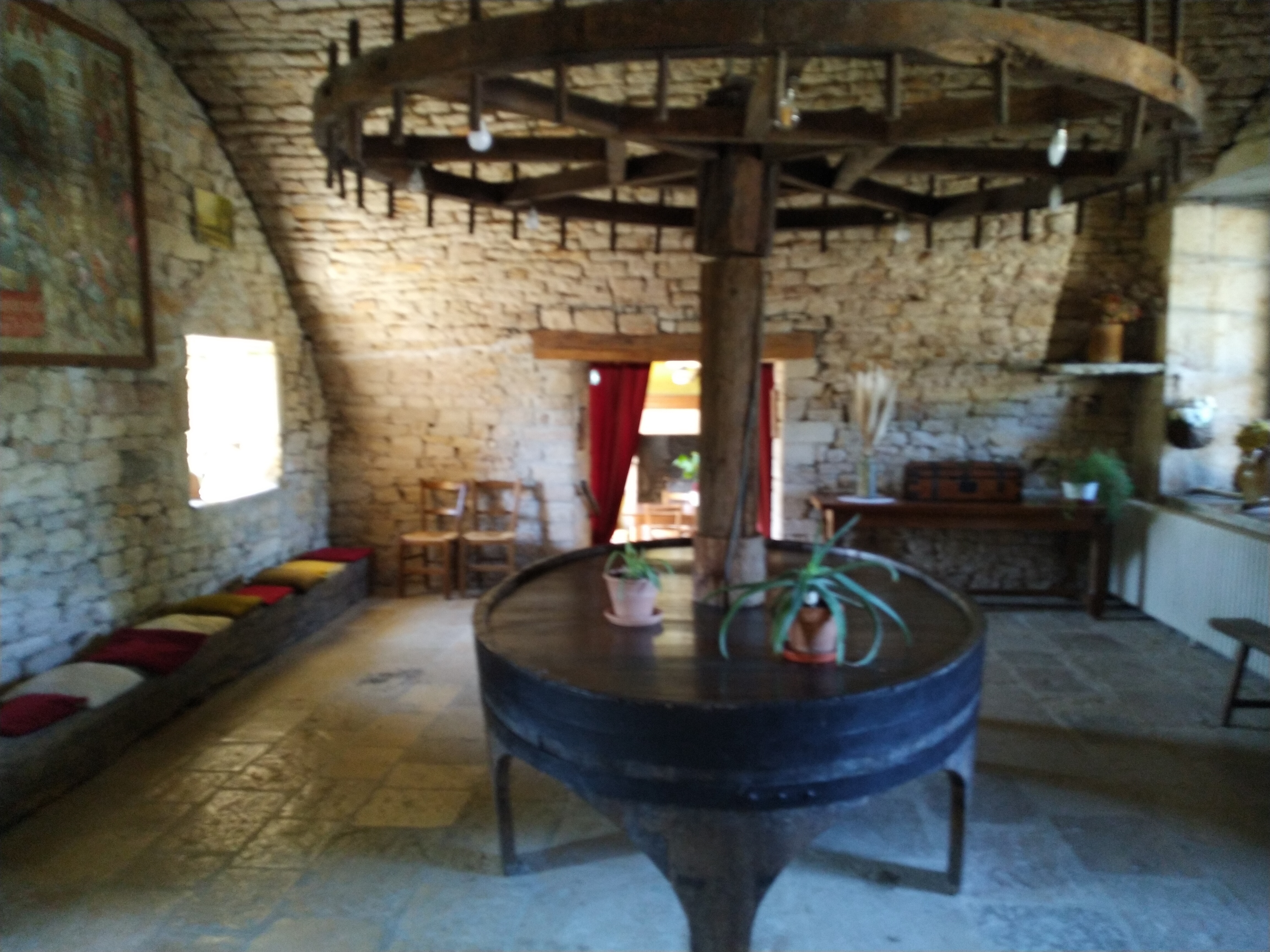 2 chateau de savigny les beaune 24 