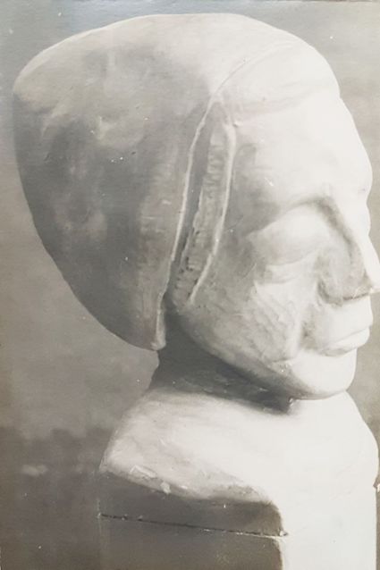 André Vereecken sculpture visage femme argile
