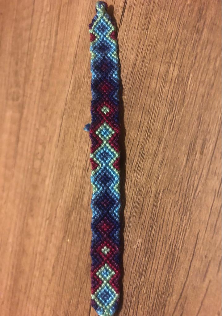 Arlequine-bleu-violet-turquoise