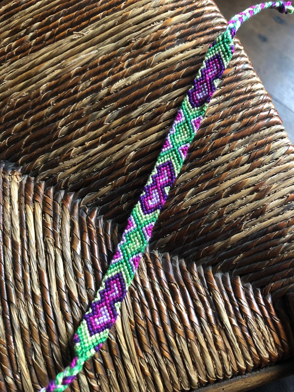 Coeurs-violet-vert