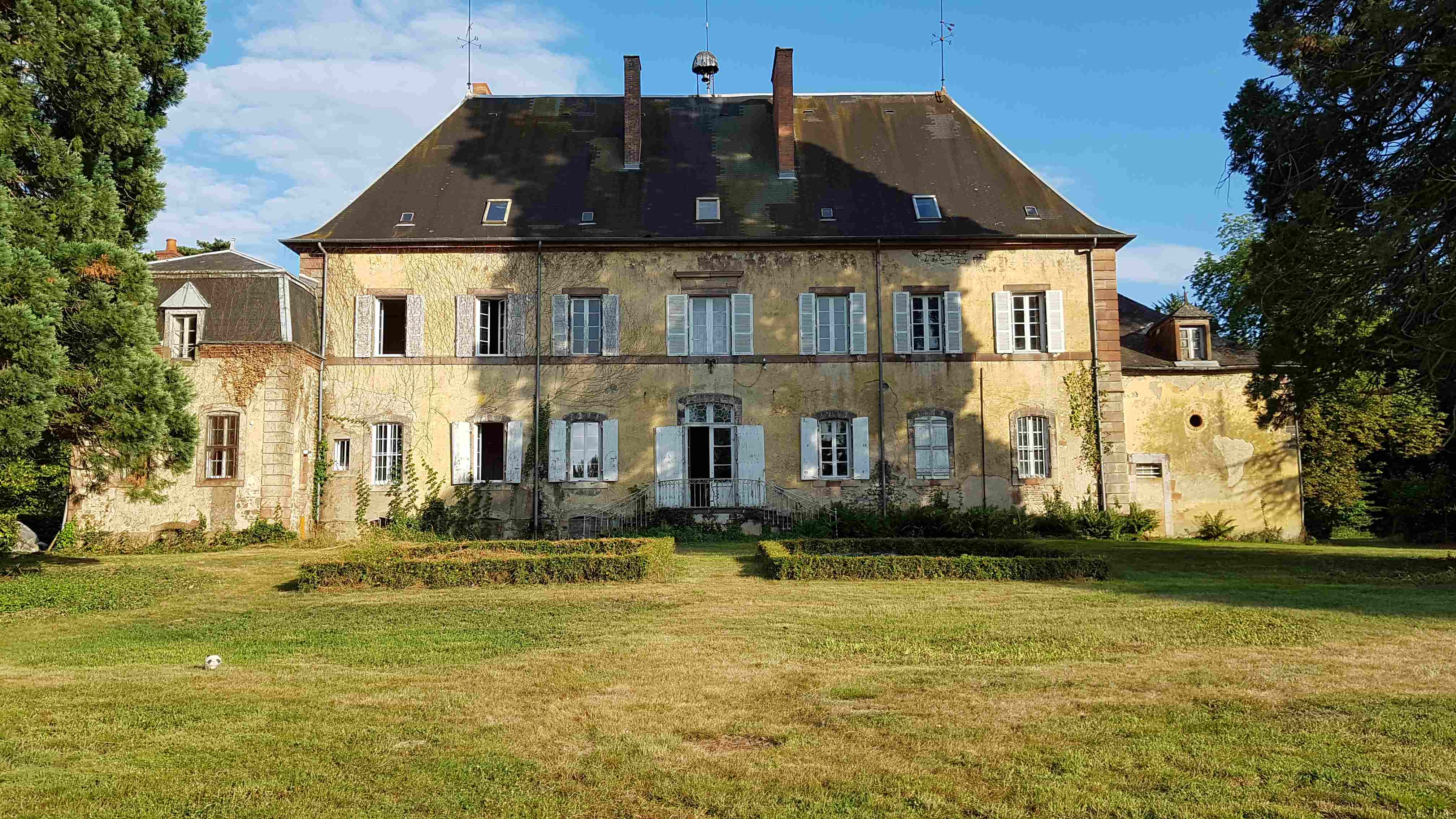 Chateau 2 