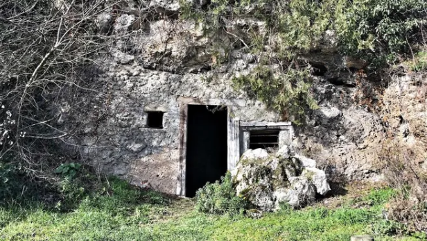 Grotte-tisserand-la-montage