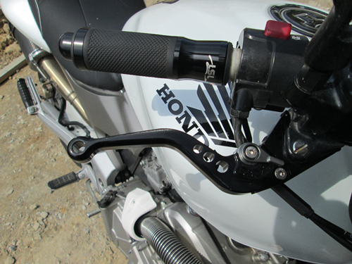 0904levier hornet 001