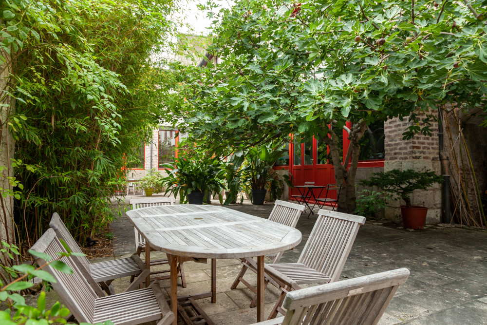 C-gite-atelier-k-cube-salon-de-jardin