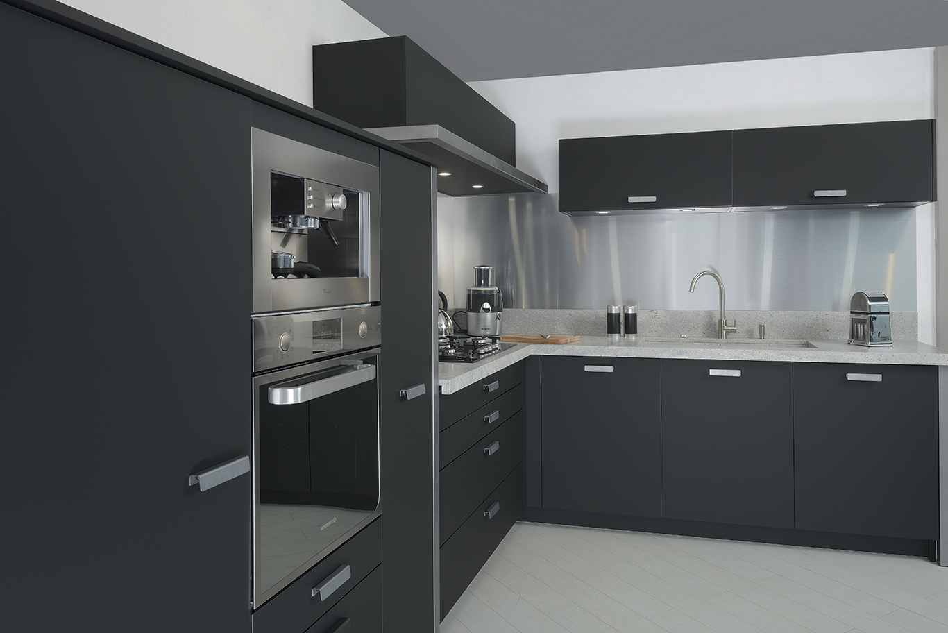 Pyram phenix straztifie fenix ntm noir 2 
