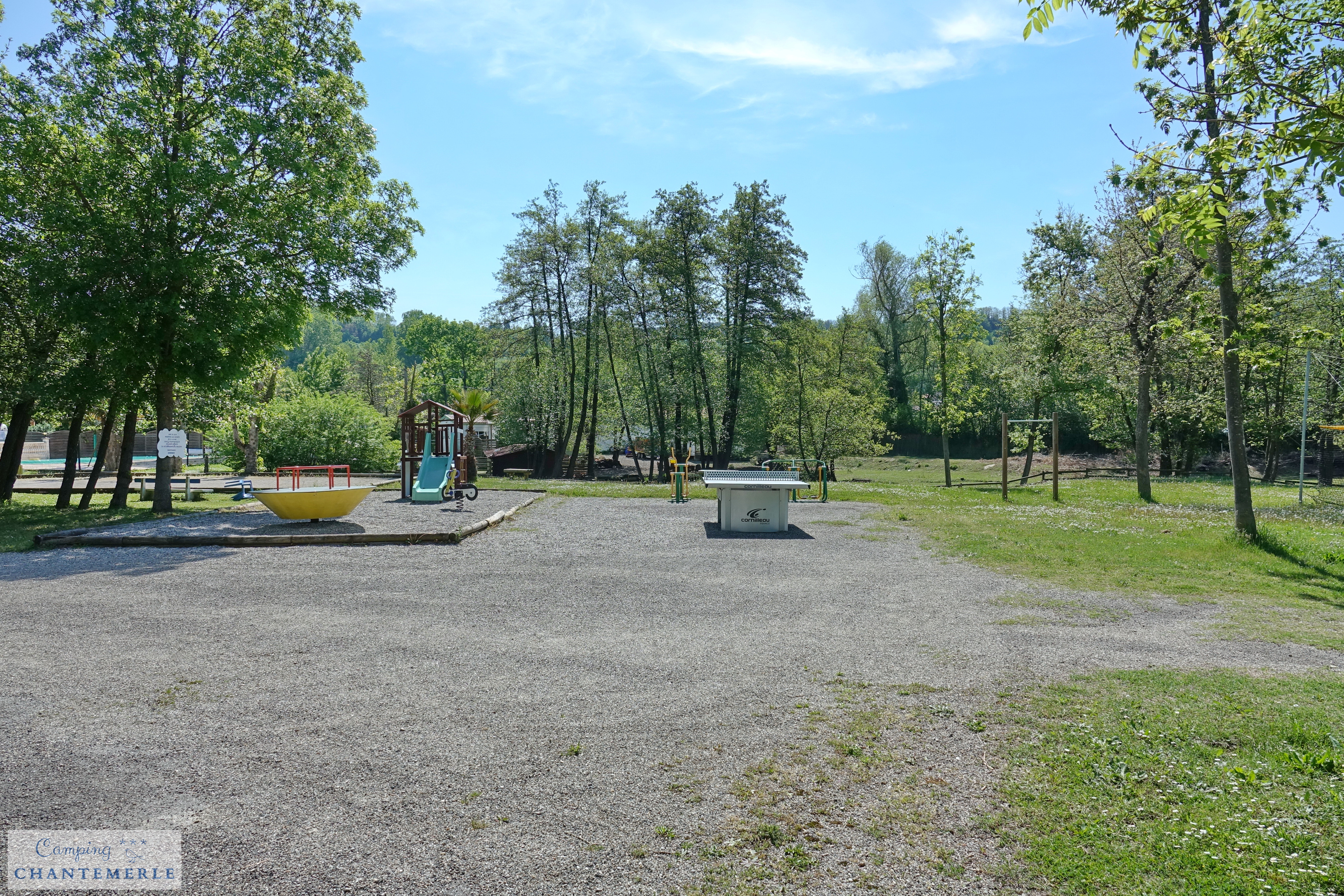 Camping chantemerle 3 