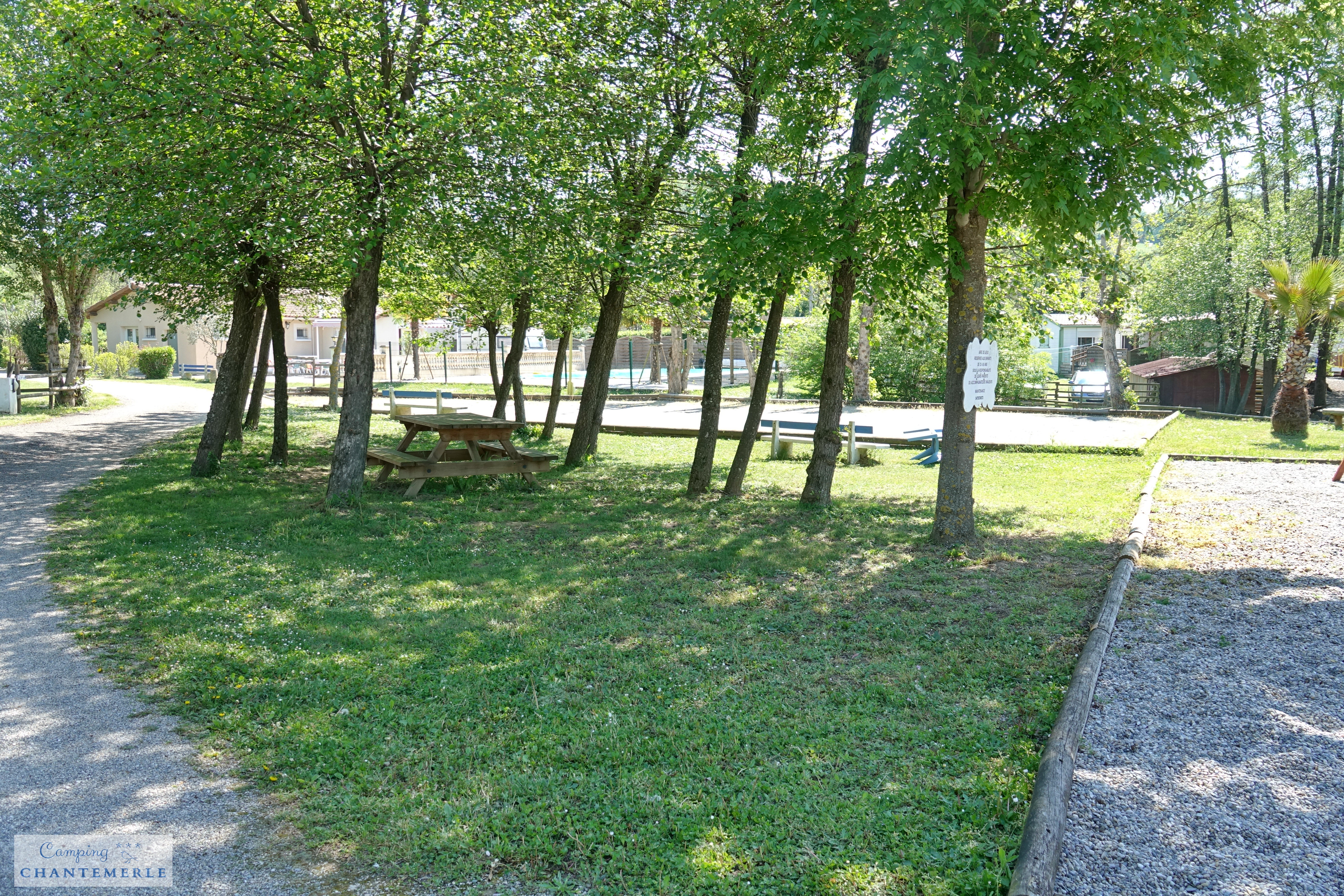 Camping chantemerle 5 