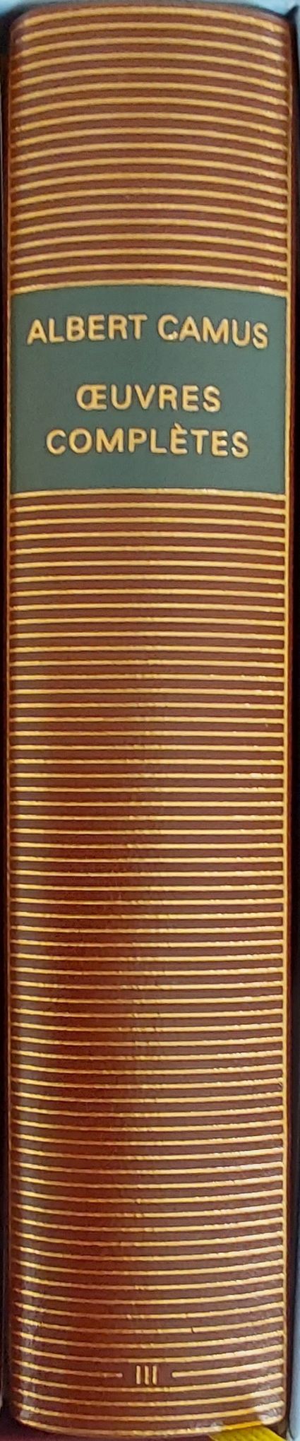 Volume 548 d'Albert Camus dans la Bibliothèque de la Pléiade