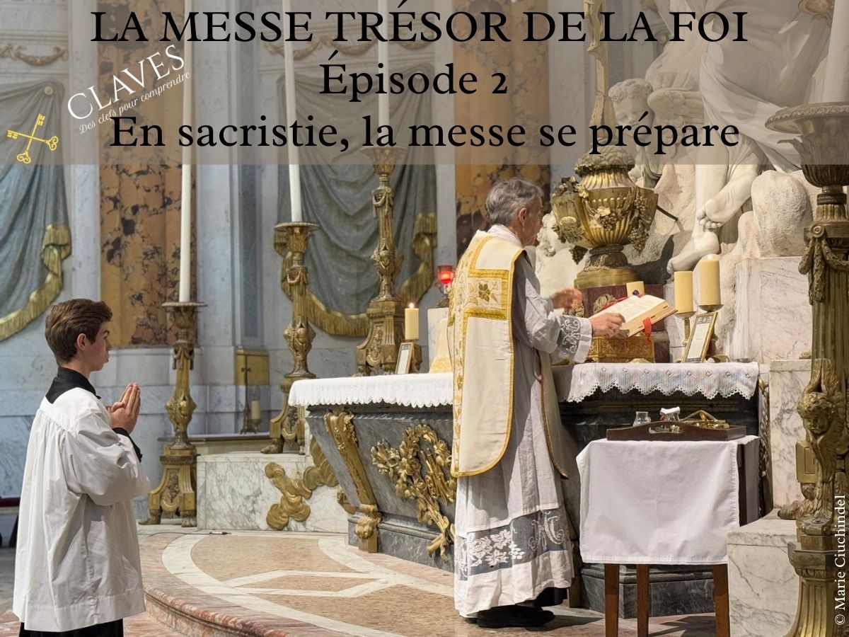 En sacristie, la messe se prépare