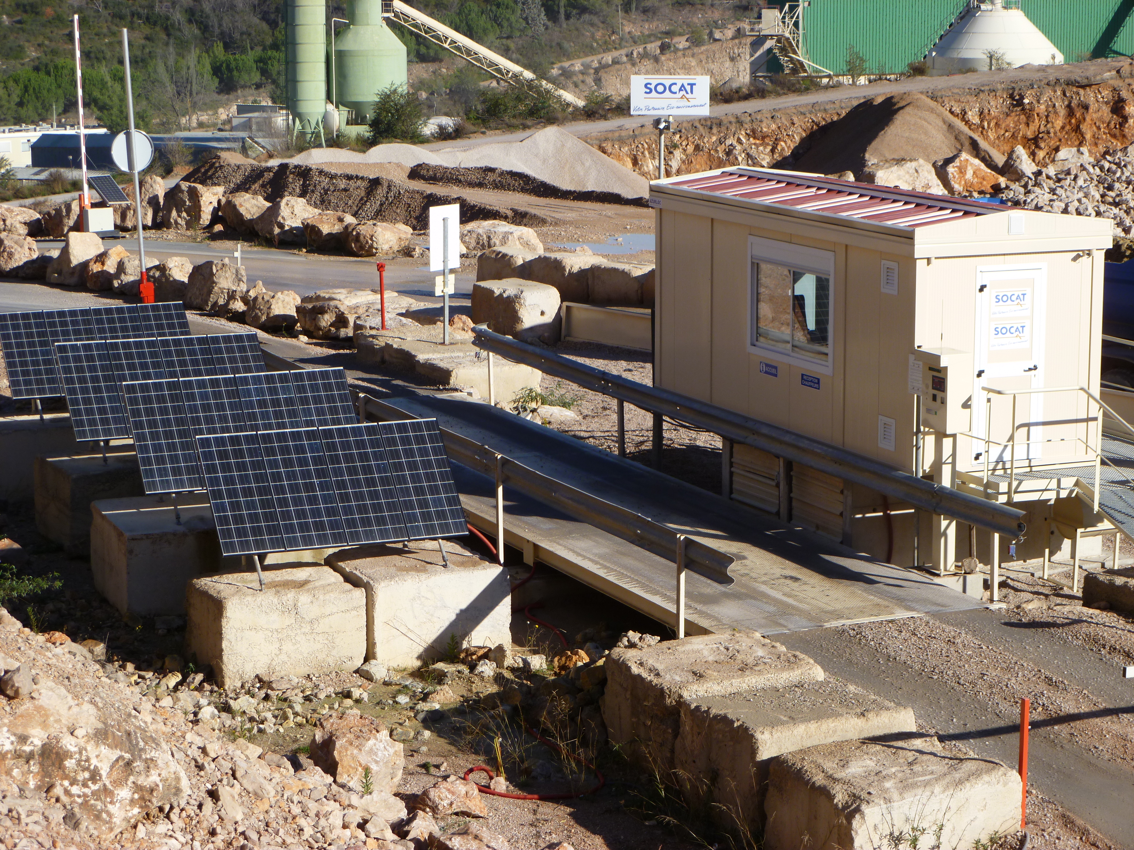 Installation Autonome Pont Bascule - Panneaux Solaires