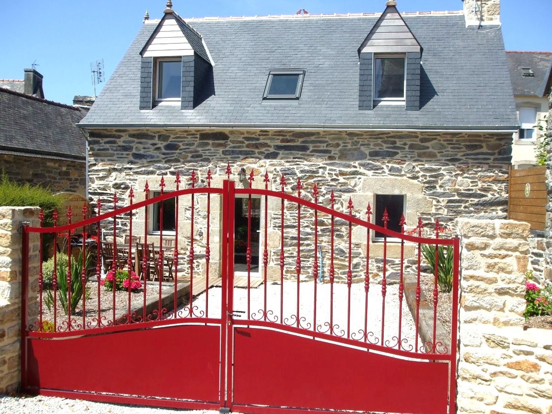 Castel 2