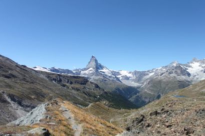 Matterhorn et lac Stellisee au loin / Photos Alpes et montagnes suisses 