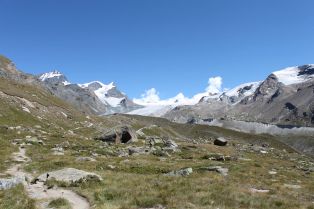 Glacier de Findelen et Adlerhorn au loin / Alpes suisses