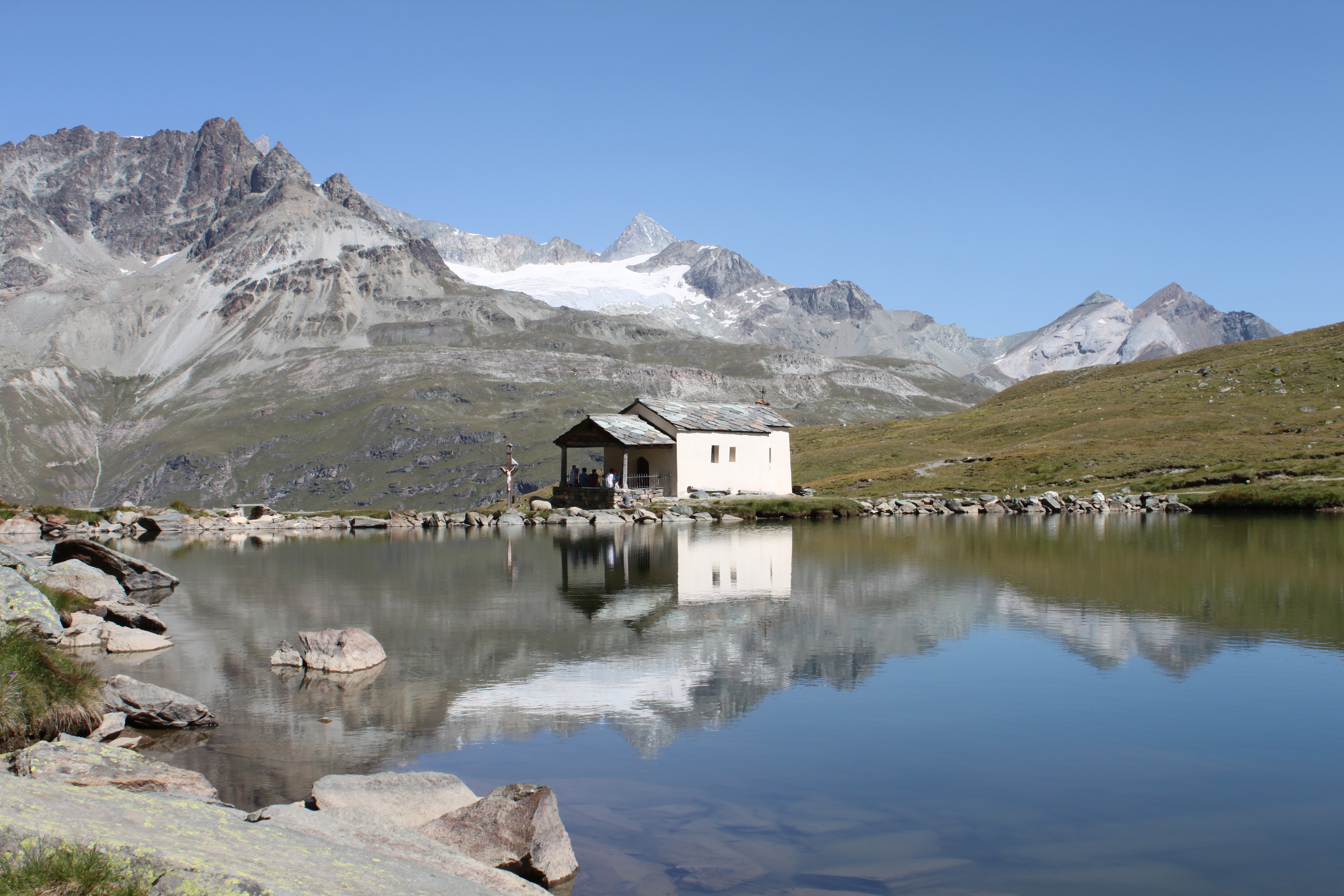  Chapelle "Notre-Dame des Neiges" / Schwarzsee / Matterhorn en Suisse 