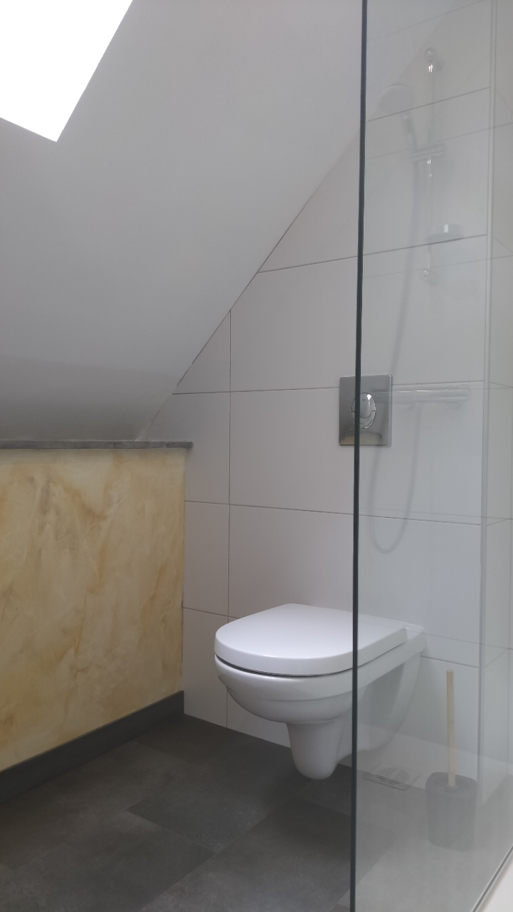Salle de bain commune 2