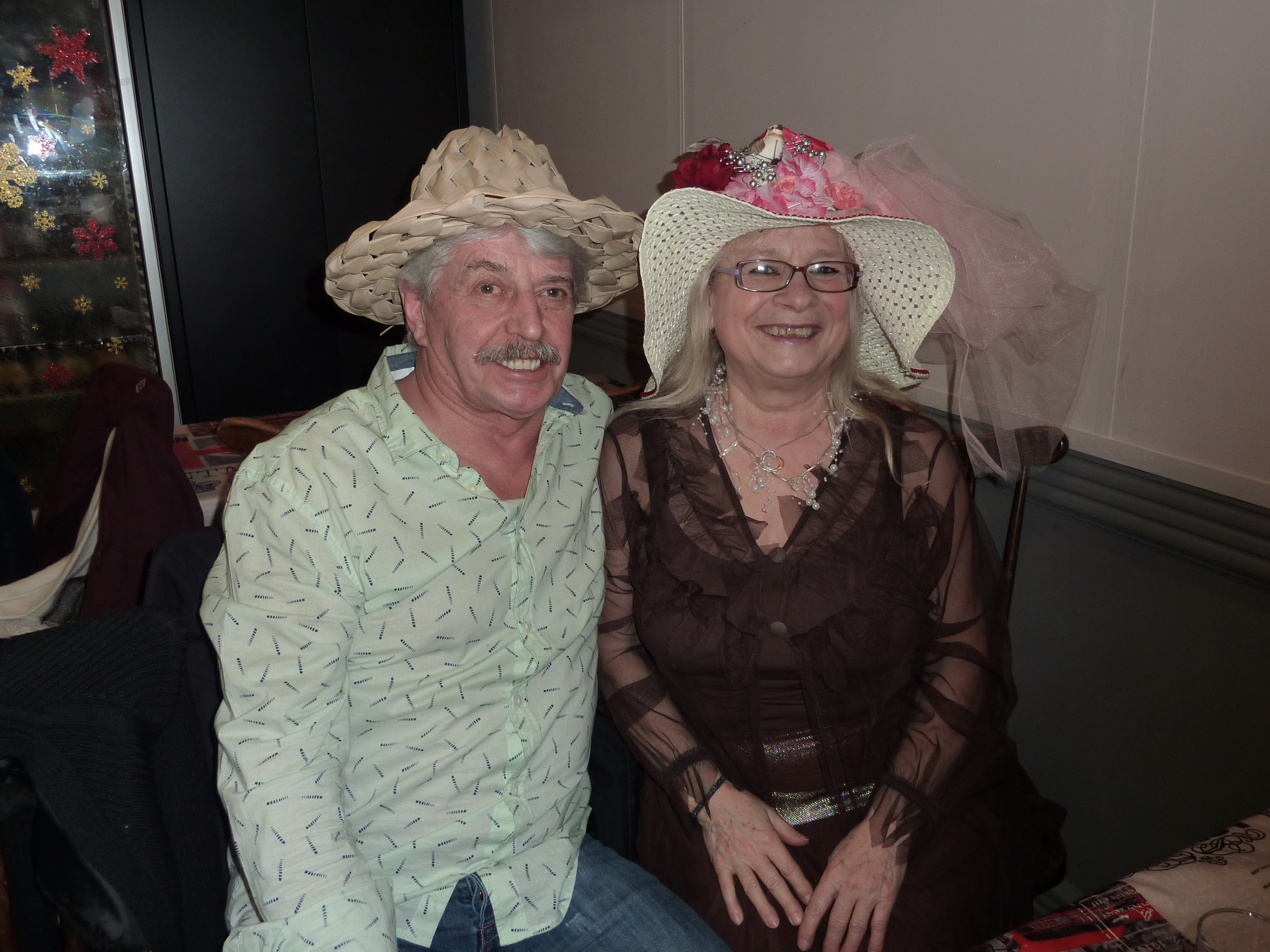 Chapeau bis 19 038