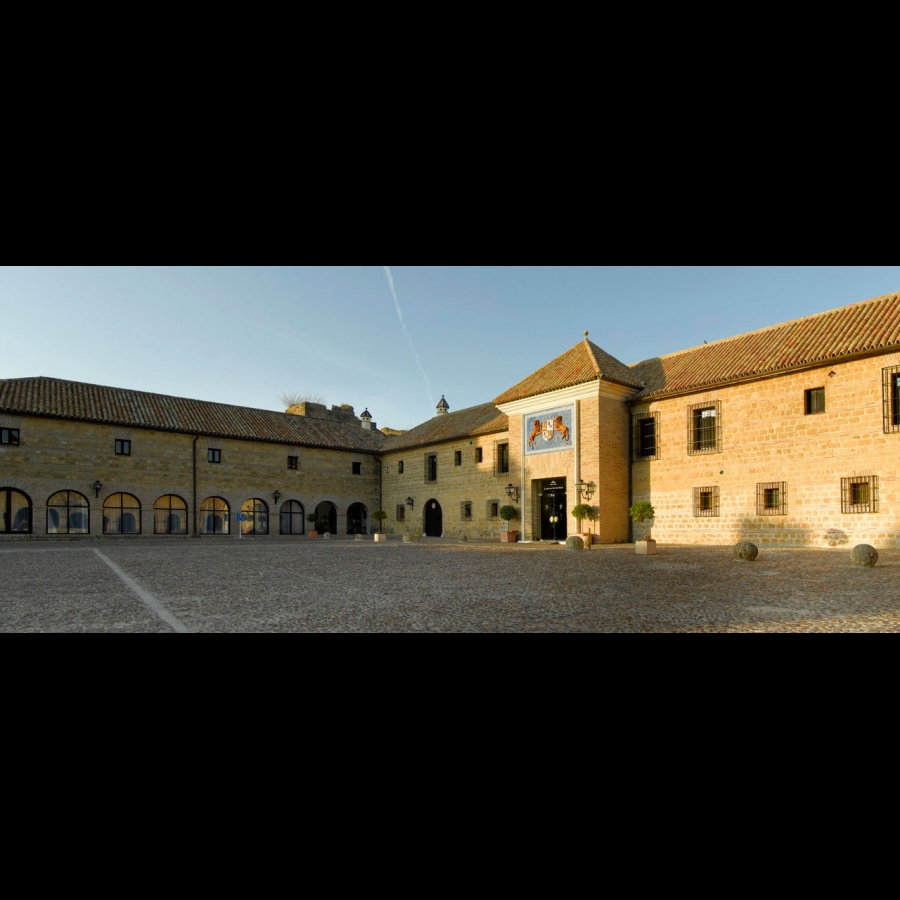 Exterior 00 9