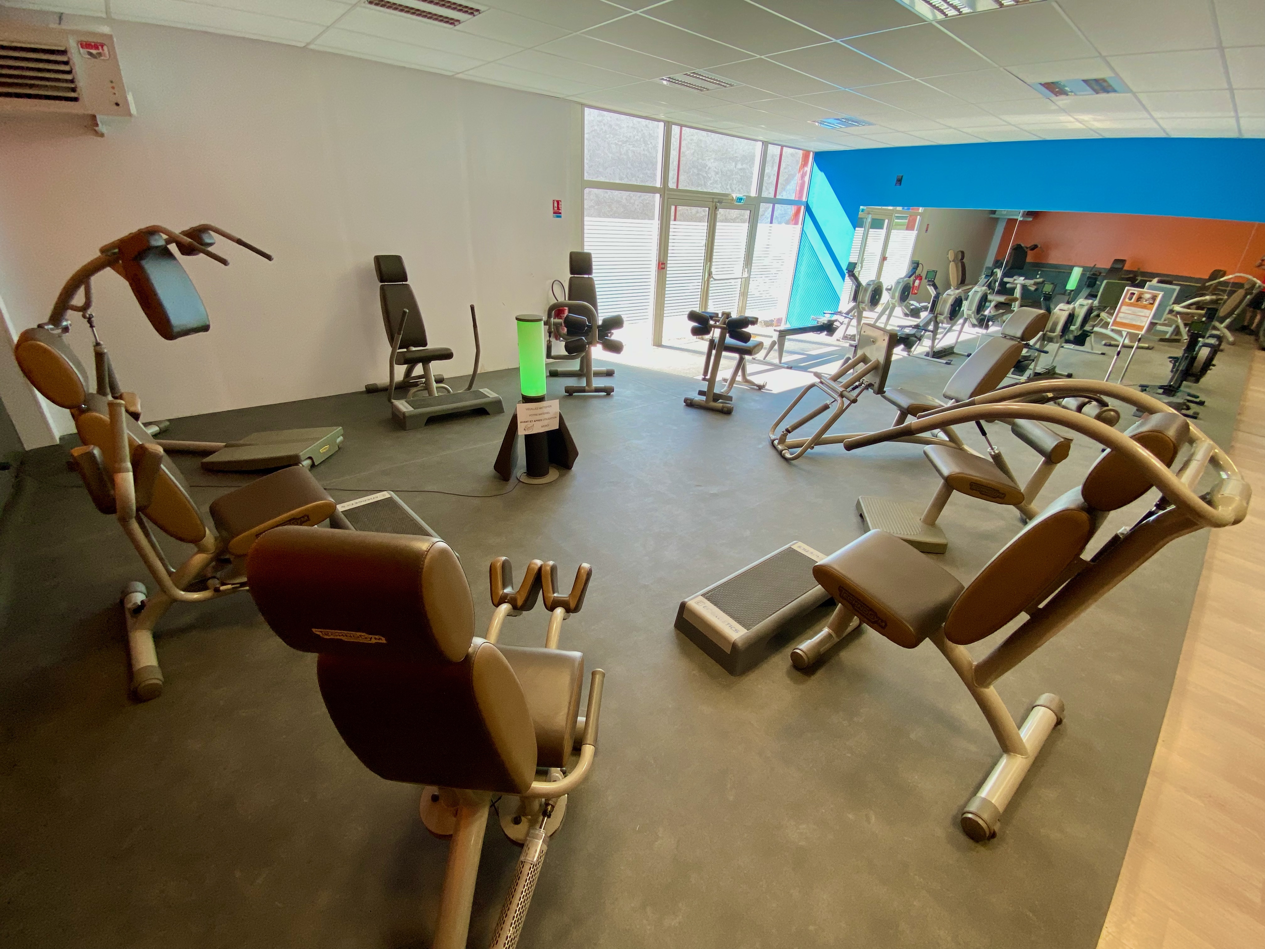ESPACE REMISE EN FORME :
FITNESS - ZUMBA - LES MILLS - BODY PUMP  - BODY COMBAT - BODY BALANCE  - PILATES - MUSCULATION - CIRCUIT EASY LINE - CARDIO TRAINING - COACHING PERSONNEL - PROGRAMME PERSONNALISÉ (GRATUIT) - SWISS BALL - CROSS TRAINING - REALRYDER (VÉLO INDOOR NOUVELLE GÉNÉRATION) SOPHROLOGIE - PILATES YOGA - CROSSFIT - Crossfit - musculation - cardio - cardio training - coach - individuel - cross training - crosstraining - fitness - cours - séance - crossfit - CROSSFIT - Crossfit Aurillac - cardio - cardio training - muscu aurillac - pilates - sophro - sophro aurillac

ESPACE LOISIRS :
FUTSAL 4.4 ET FUTSAL 3.3 - BADMINTON - foot en salle - Foot en salle aurillac - badminton - bad aurillac - bad
DANSES - MODERN'JAZZ  - ZUMBA DANSE

ESPACE ENFANTS:
ZUMBA KIDS - GYM KIDS - MODERN'JAZZ - CROSSTRAINING KIDS

ÉVÈNEMENTS :
ANNIVERSAIRE - ENTERREMENT VIE DE JEUNE FILLE ET GARÇON

ESPACE DÉTENTE ET RESTAURATION RAPIDE
Crosstraining, Crosstraining aurillac, Zumba, Zumba kids, Modern’jazz, danse, danse aurillac, restauration, restauration rapide, snack, club-house, club house, club-house aurillac, soccer, soccer five, mills, rpm, RealRyder, body attack, body combat, body balance, body pump, body step, body jam, body balance, bodyattack, bodycombat, bodybalance, bodypump, bodystep, bodyjam, bodybalance, pilate, pilate aurillac, Pilate, yoga, Yoga, yoga aurillac, taï-chi, squash, Padel, squash aurillac, Padel aurillac,

SPORT SANTE, sport sante, Sport Sante, SPORT SANTé, sport santé, Sport Santé, maison sport santé, prescription, médecin, individuel, diabètes, Diabète, insuffisance cardiaque ,cardiaque, Cardiaque, AVC, diabète type 2,; métabolisme, chronique, maladie chronique, cancer, Cancer, cancer du sein, Cancer du Sein, cancer du colomb, CANCER, CANCER DU COLOMB, infarctus, infractus, coeur, Couer, maladie, Maladie, obésité, Obésité, OBESITE, morbide, BPCO, sport, santé, SANTE, diabétique, Diabétique, oncologie, Oncologie

