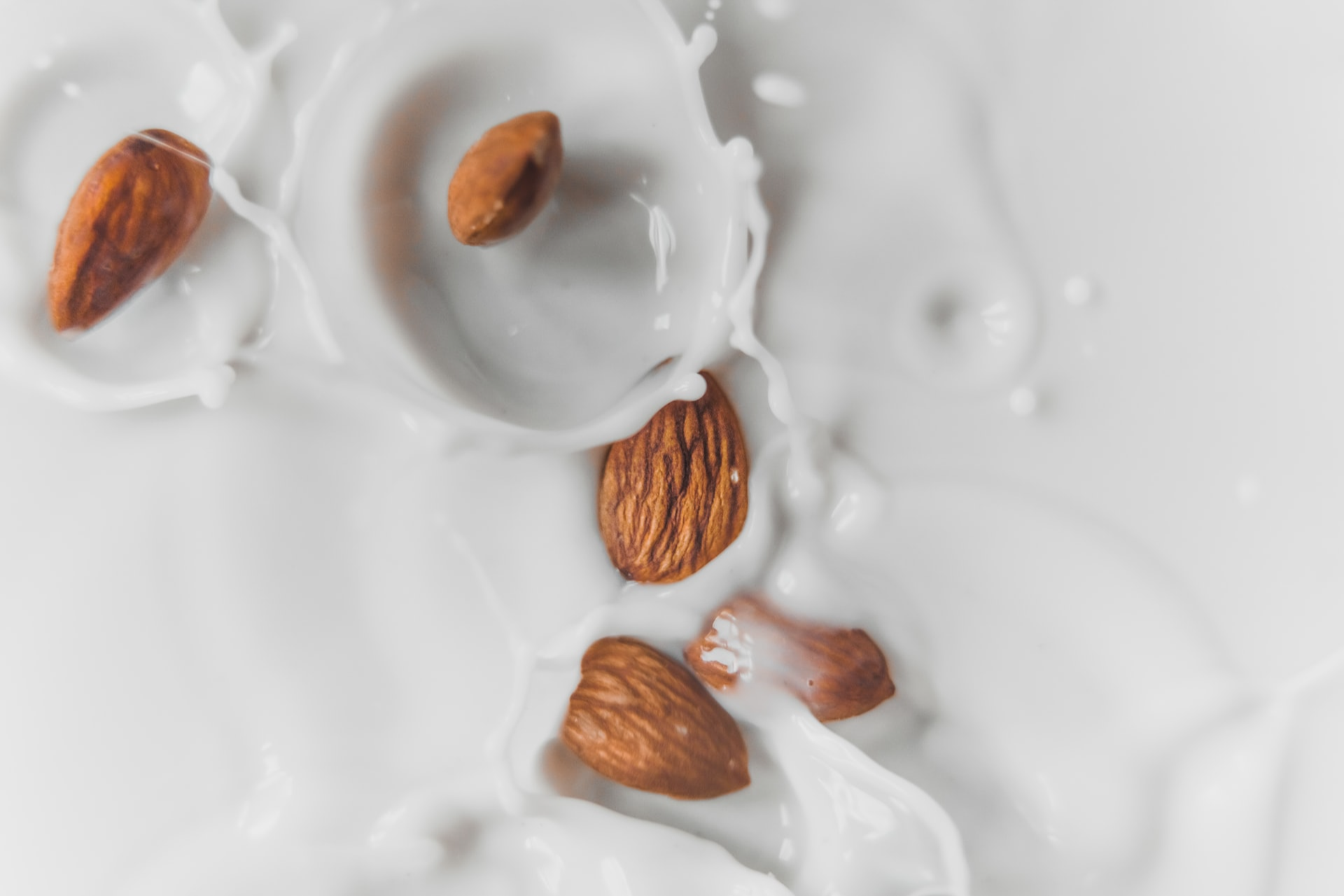 Bien choisir son lait d'amande