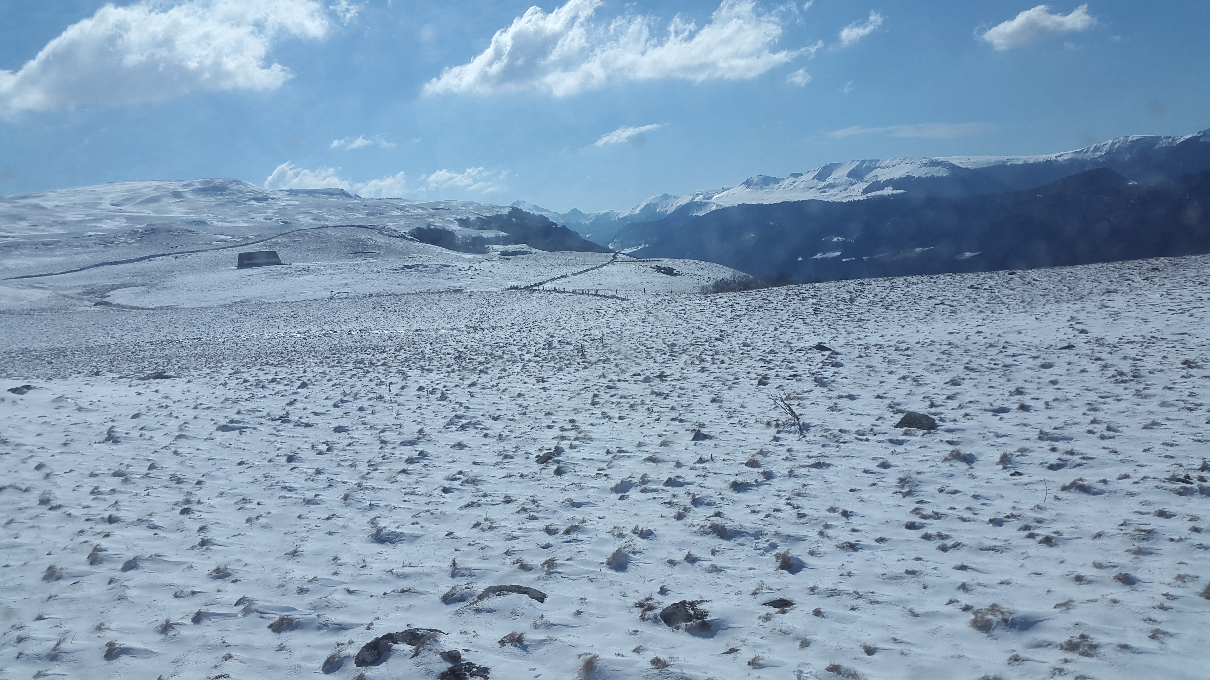 Plateau du col sous la neige