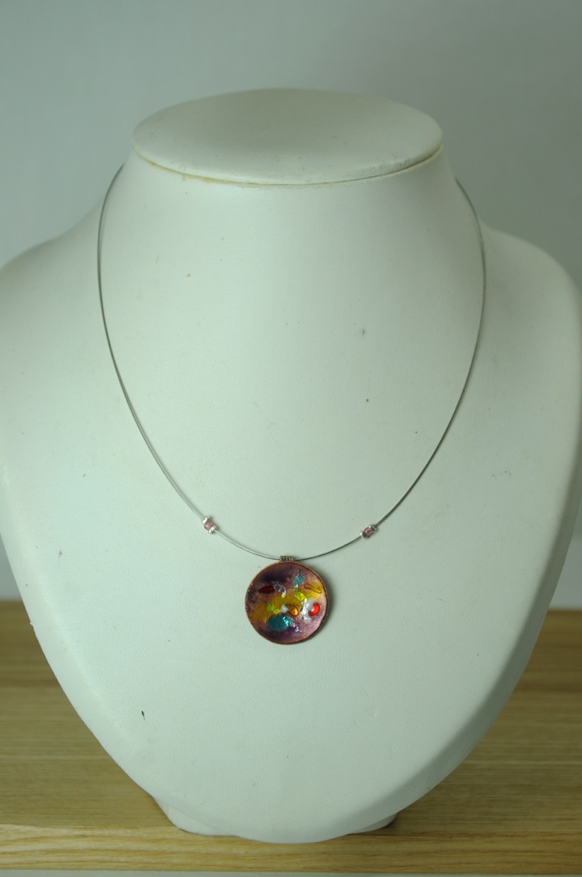 Collier-ca-ble-rond-mauve