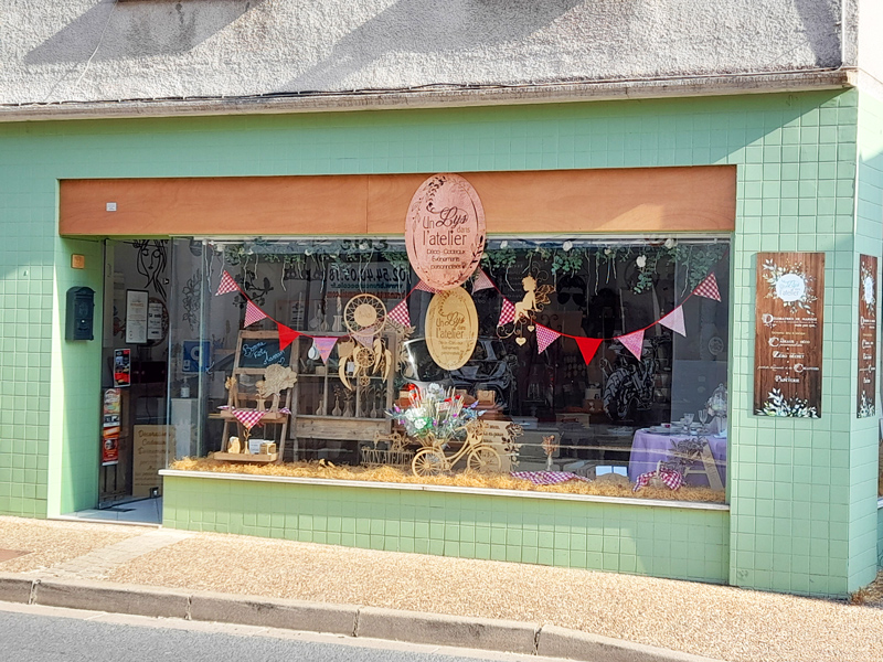 Le-lys-dans-l-atelier