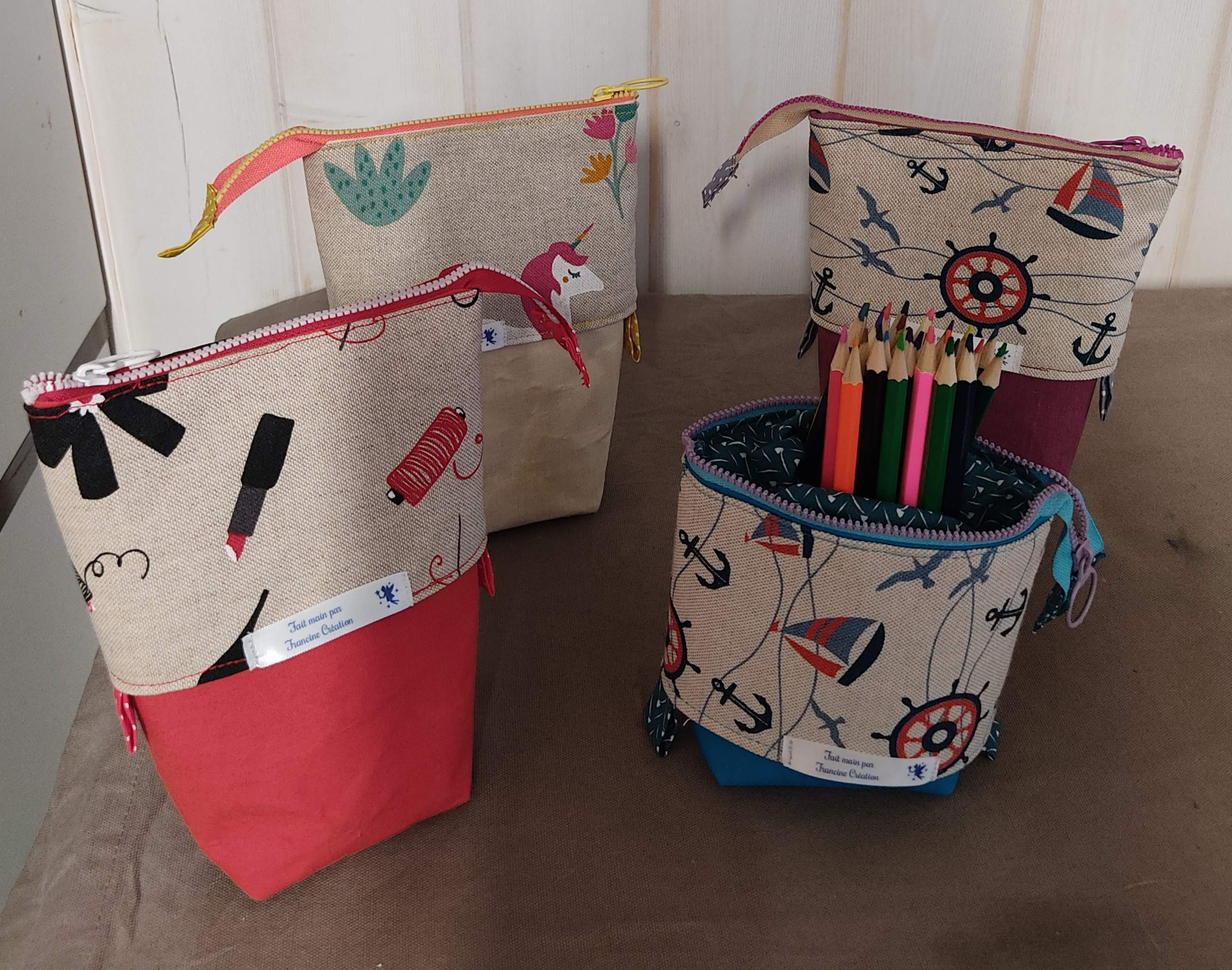 Trousses pot a crayons