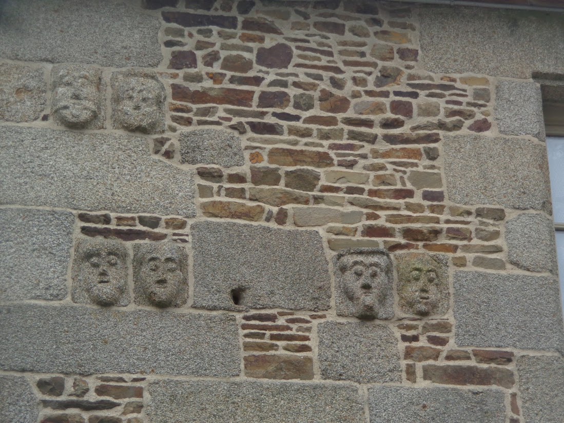 Bazouges la perouse 06