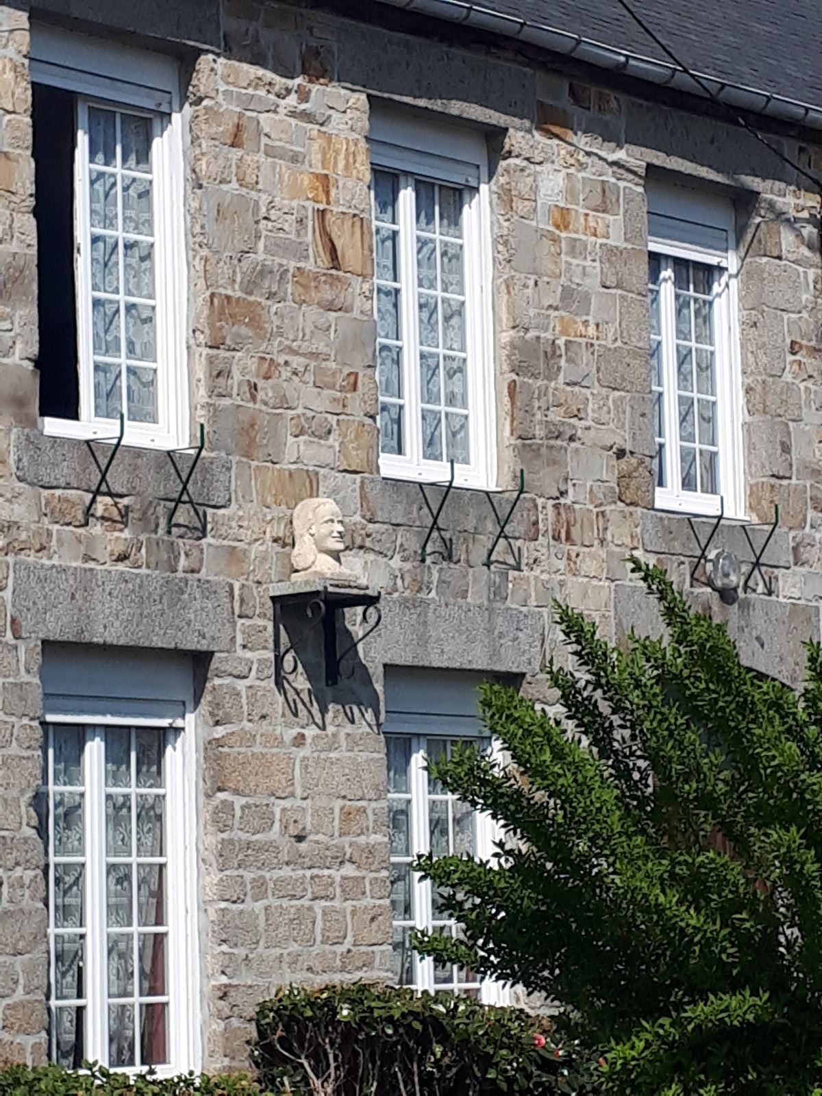Mortain 05