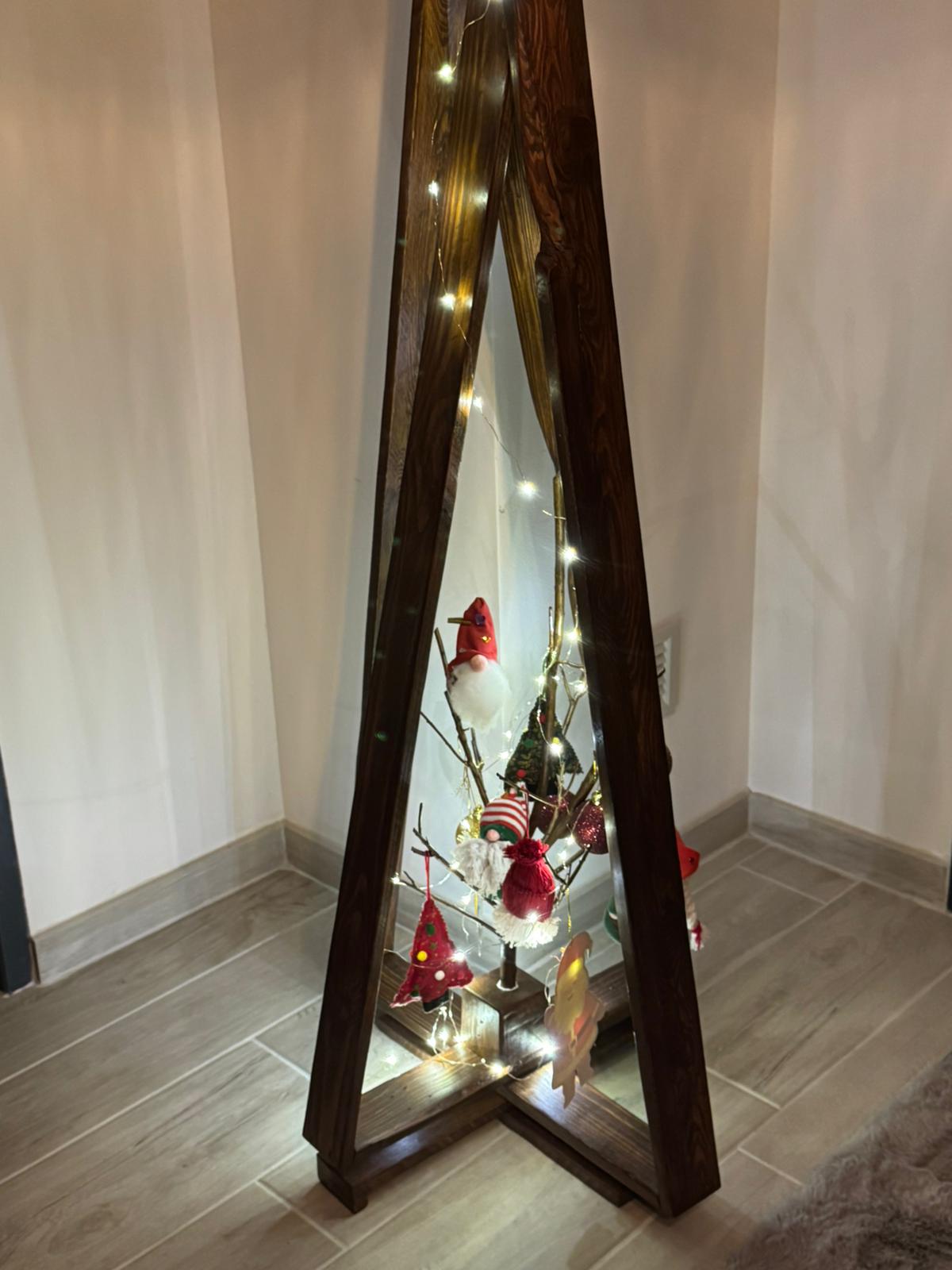 Decoration 11 