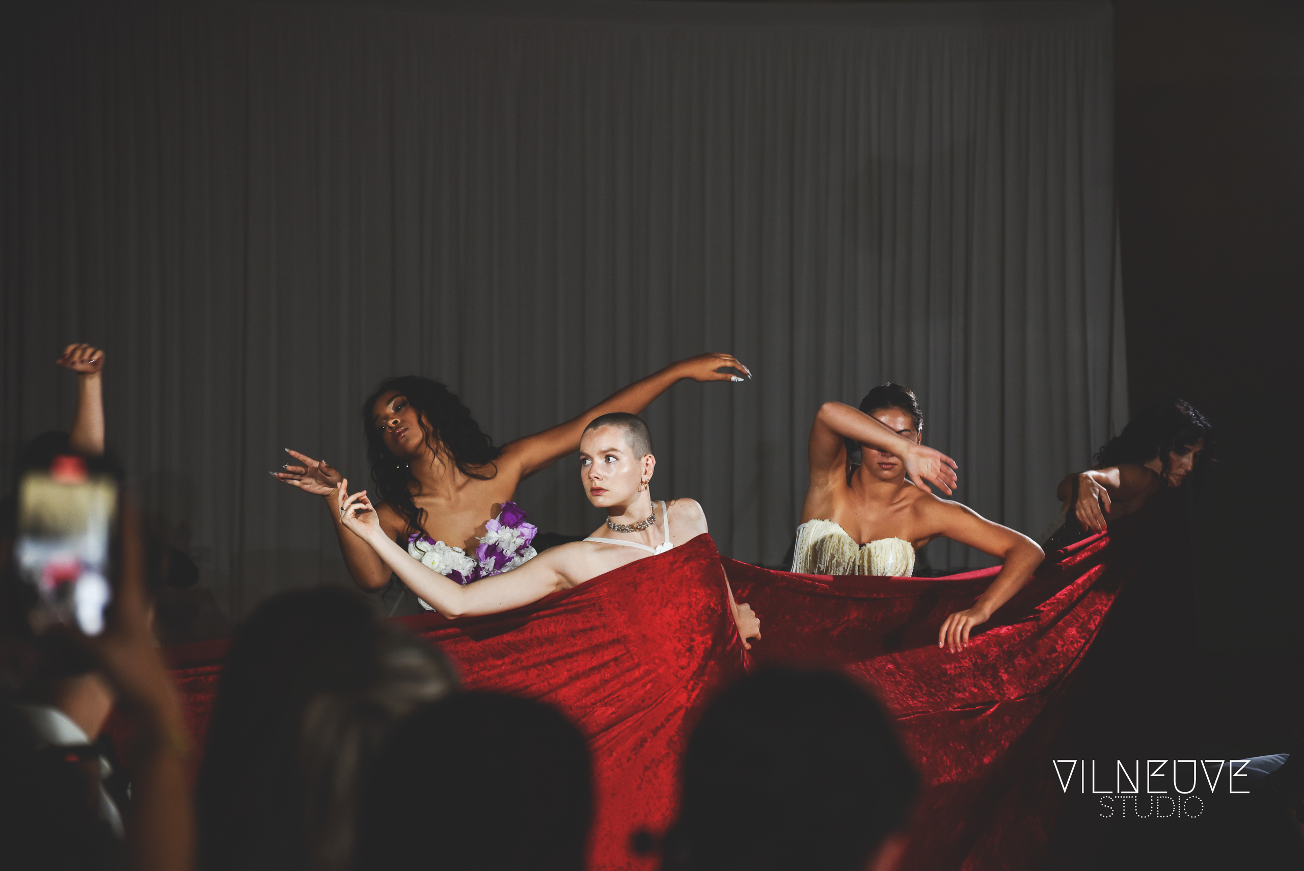 Vilneuve studio defilee mia mati 2024 67 copie 2