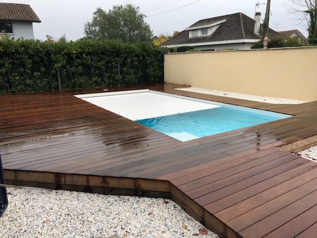 Comptoir de le piscine mont de marsan copie