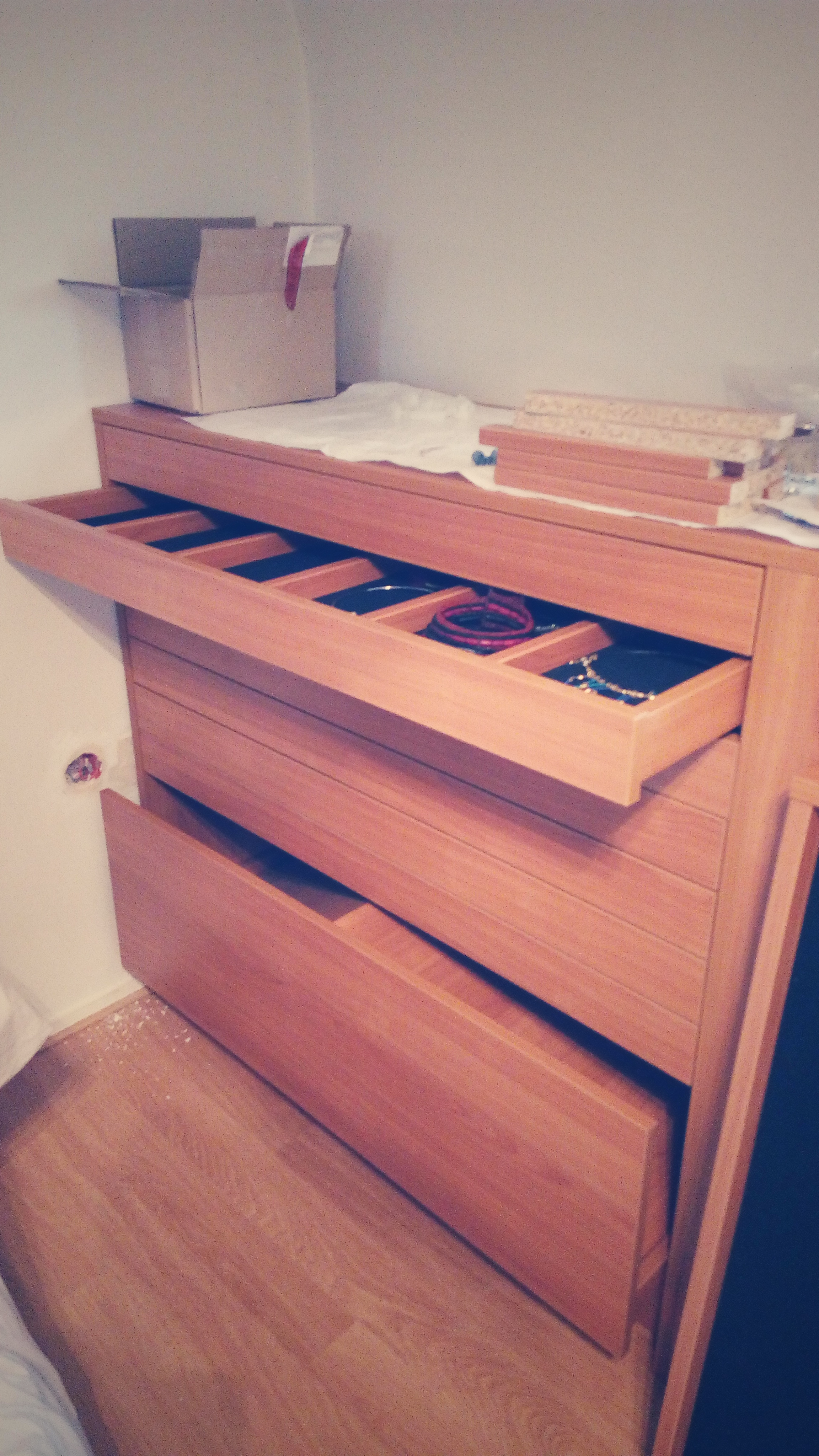 Meuble bijoux