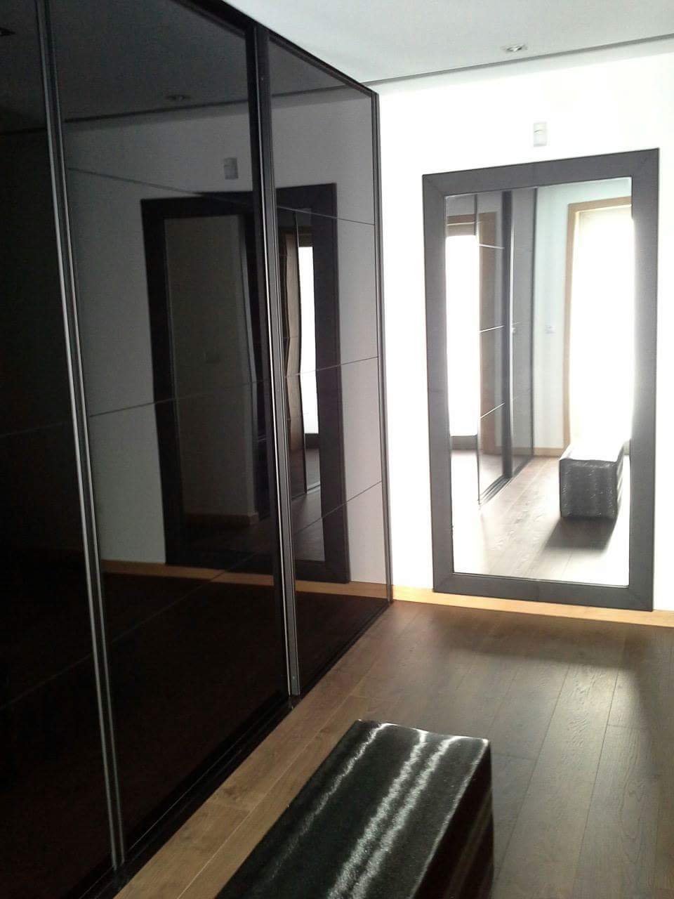 Dressing noir