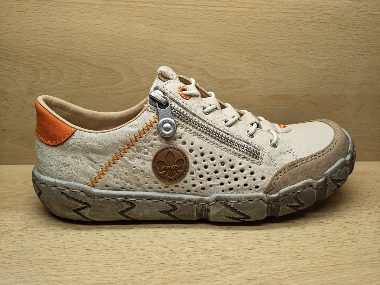 Chaussure a lacets rieker l0355 61 ext auxpiedssensibles chaussures com