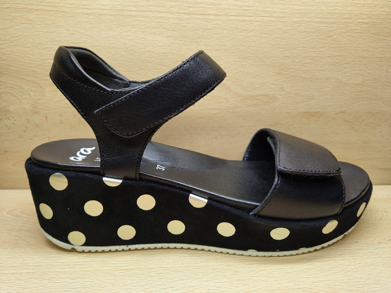 Nu pied ara 12 51502 01 noir ext auxpiedssensibles chaussures com