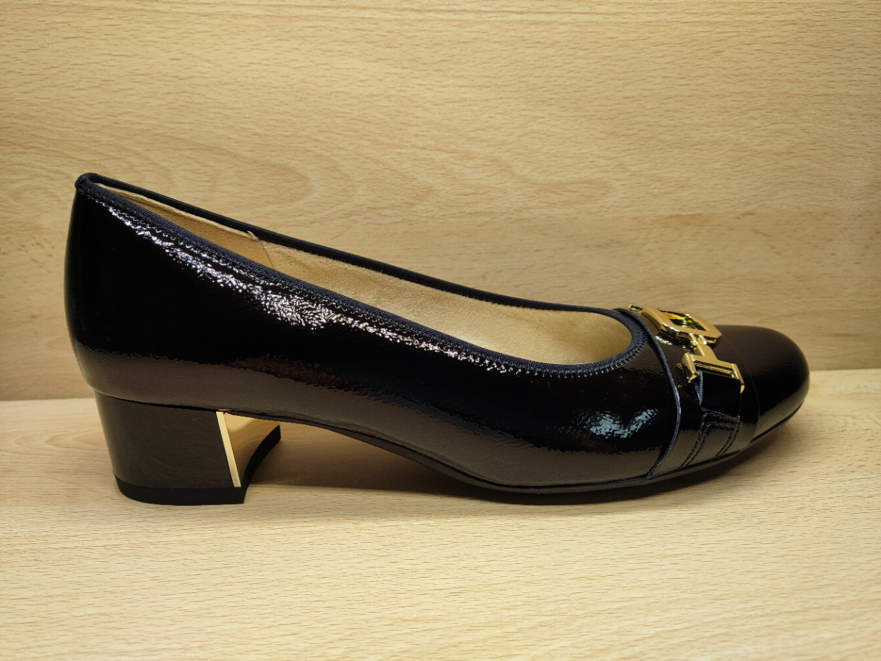 Escarpin ara nizza 12 35832 01 ext auxpiedssensibles chaussures com