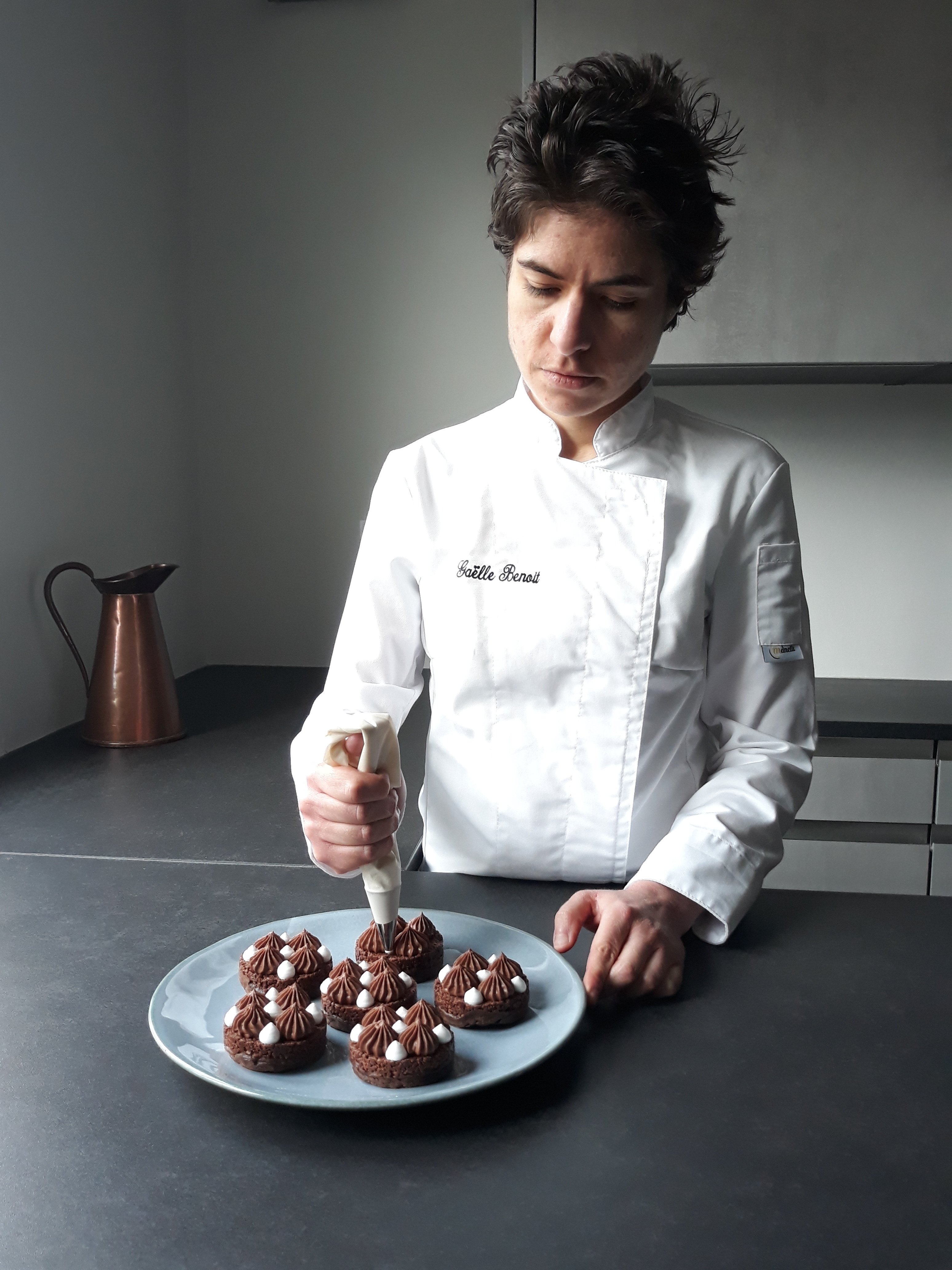 Pochage des entremets chocolat coco sans gluten et sans lactose