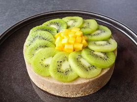 Entremets coco banane mangue kiwi, sans gluten, sans lactose et sans fruits à coque