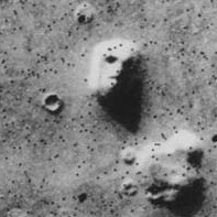 Face-on-mars