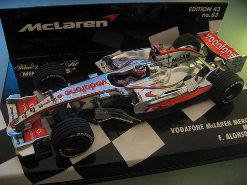 Fabricant : MINICHAMPS
Marque : McLaren Mercedes
Type : MP4/22
Année : 2007
Echelle : 1/43
Couleur : Rouge/Argent
Matière : MT
Référence fabricant : 530074301
Numéro de course : 1
Pilote : F.ALONSO
Remarque : Champion du Monde en titre !
Prix : 25 euros