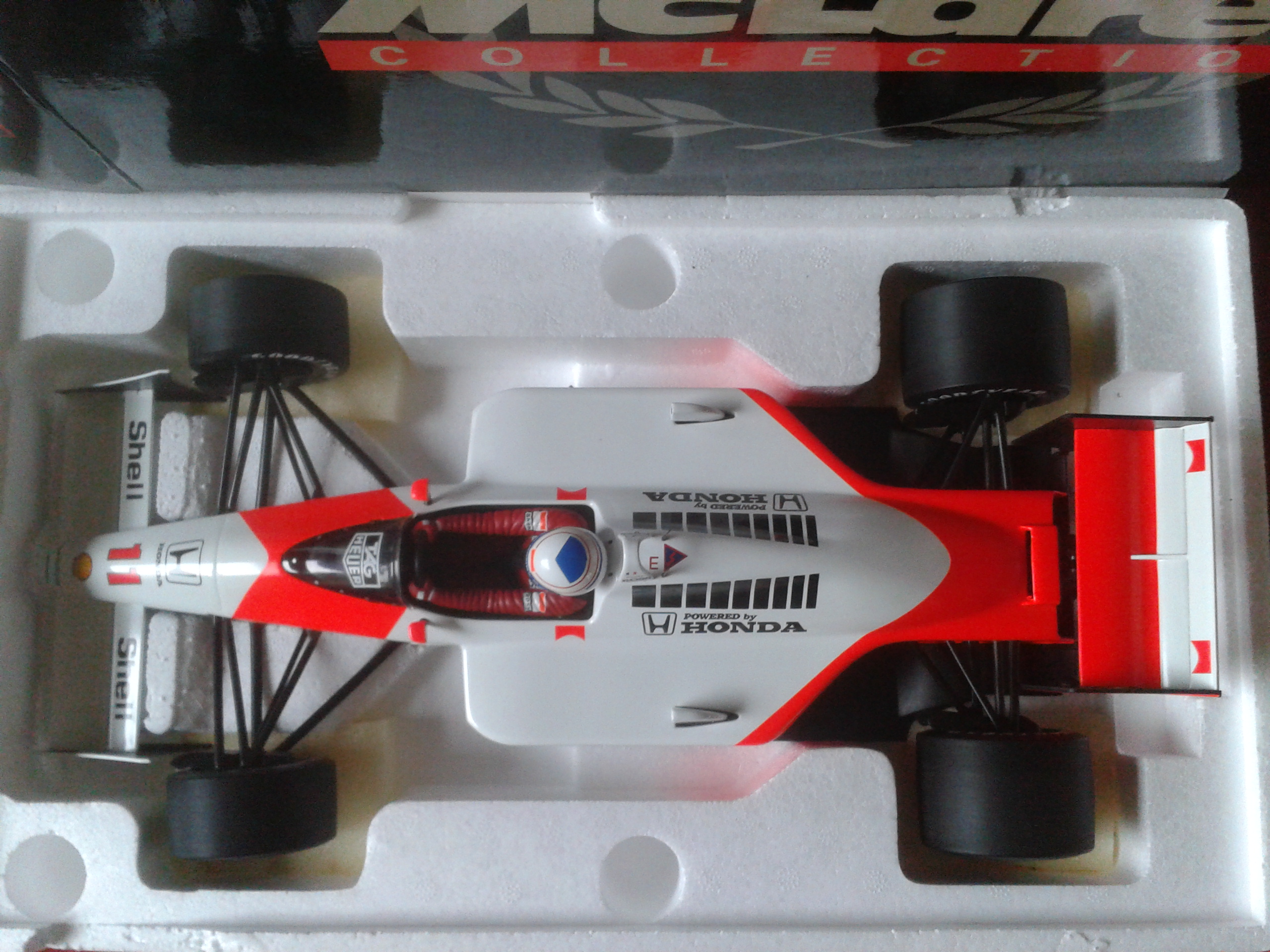 Fabricant : MINICHAMPS
Marque : McLaren Honda
Type : MP4/4
Année : 1988
Echelle : 1/12
Couleur : Blanc/rouge
Matière : MT
Référence fabricant : 53881211
Numéro de course : 11
Pilote : Alain Prost
Remarque : Echelle 1/12e magnifique modèle rare
