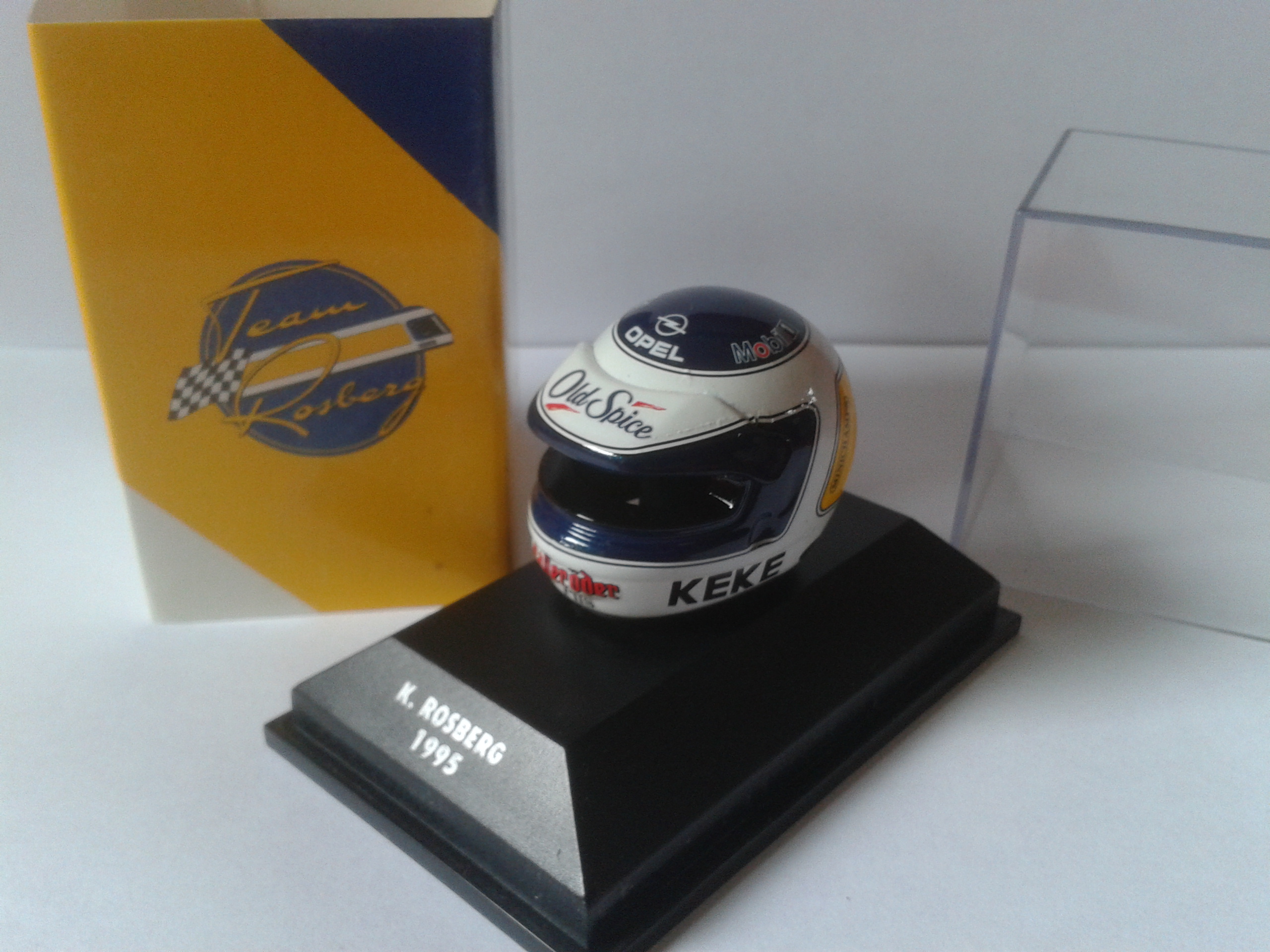 Fabricant : NC
Marque : Team Rosberg
Type : Casque
Année : 1995
Echelle : 1/8
Couleur : Blanc/Jaune
Matière : NC
Référence fabricant : 385954192
Pilote :Keke Rosberg
Prix : 10 euros