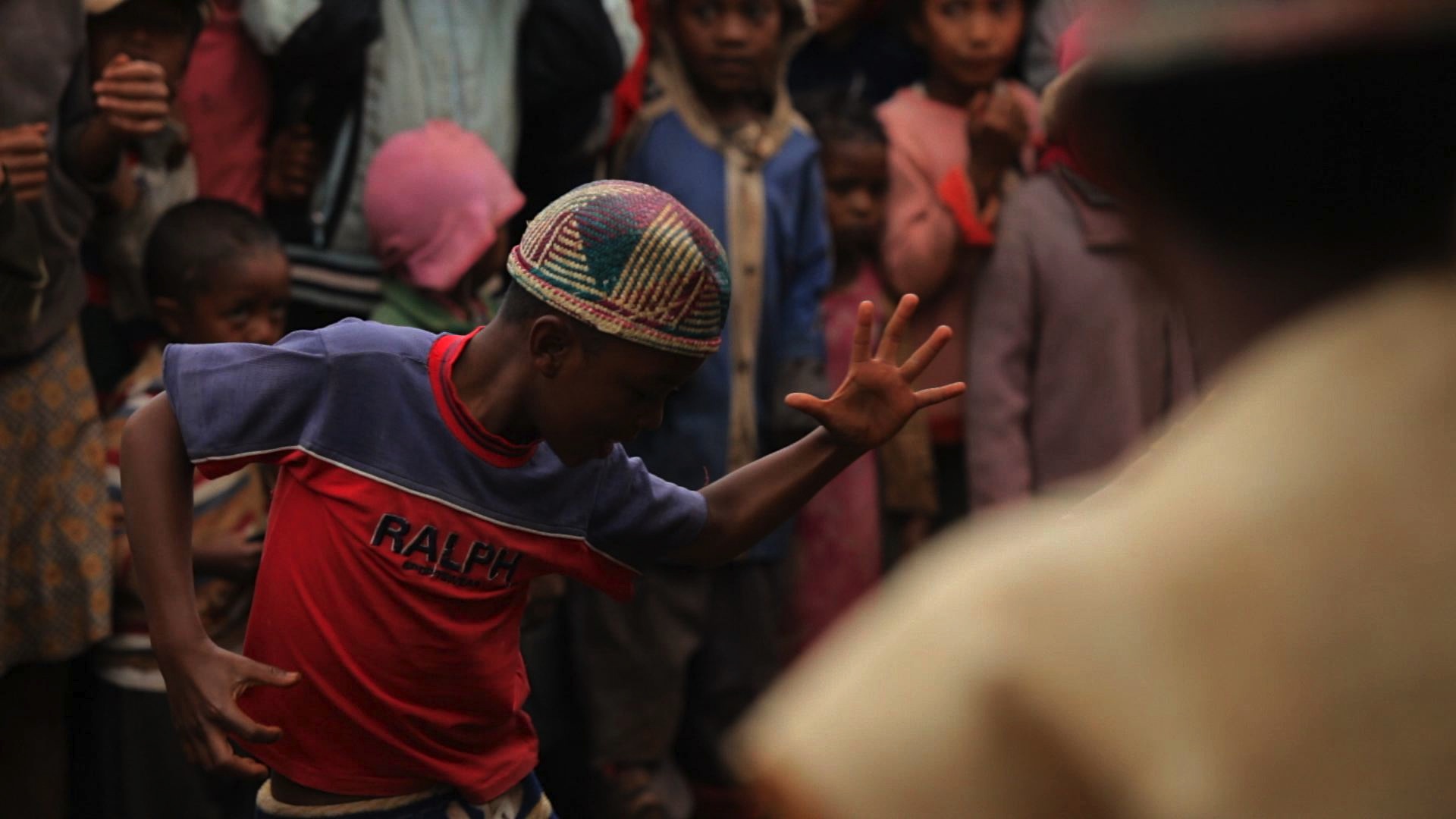 Enfant-qui-danse