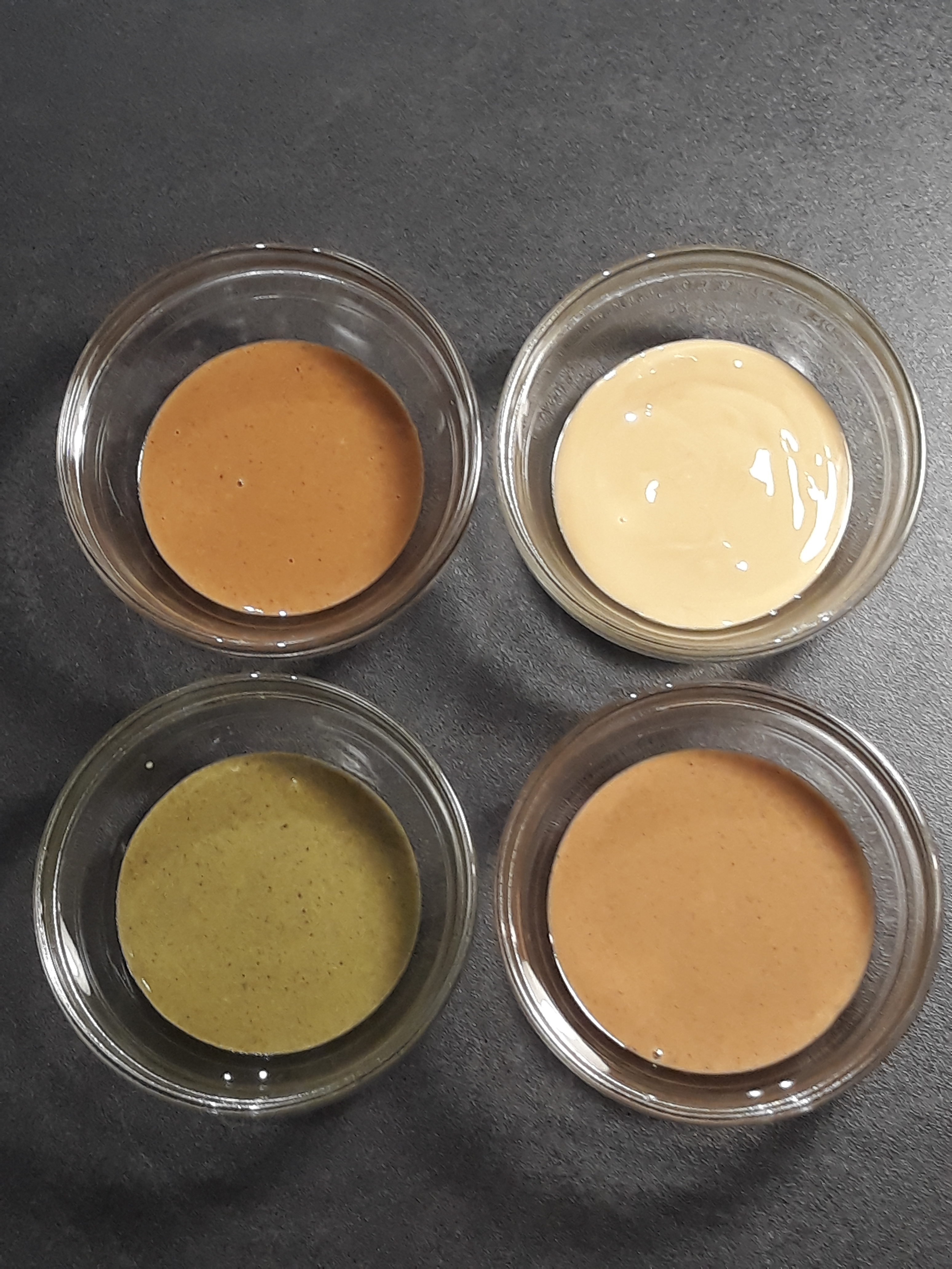 Purées d'amandes complètes et blanches - Purées de chanvre et de noisettes
