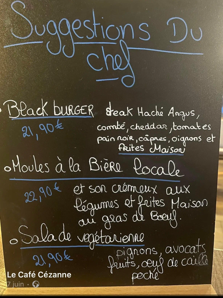 suggestion du chef midi burger pain noir encre de seiche frites maisons moules a la biere fraîches et locales et frites maison salade végétarienne pignons avocat fruits oeuf de caille